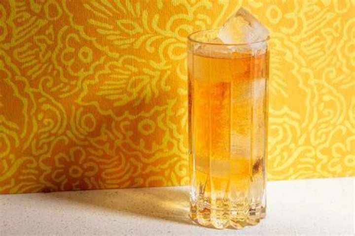 Fizzy mixer for Scotch